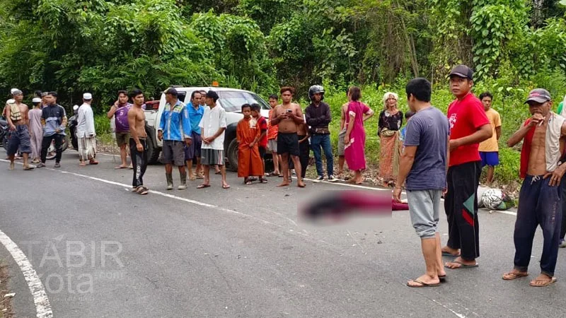 Adu Banteng dengan Ford di Batumandi, Dua Pengendara Beat Meregang Nyawa