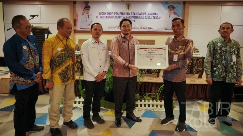 Pemkab HST Masuk Zona Hijau Penilaian Ombudsman, Bupati Minta SKPD Tingkatkan Kerja Sama