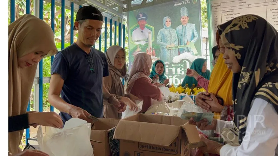 Diserbu Warga Lok Hamawang, Disperindag Balangan Gelar Pasar Murah