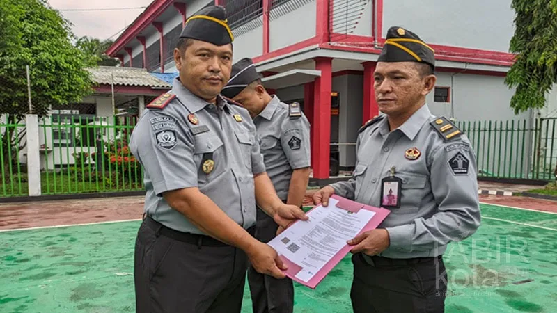Tiga Pegawai Rutan Barabai Naik Pangkat, Karutan Tekankan Dedikasi dan Profesionalisme