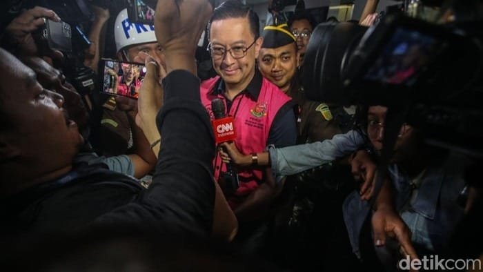Diduga Rugikan Negara 400 Miliar, Kejagung Tetapkan Tom Lembong Tersangka Korupsi Impor Gula