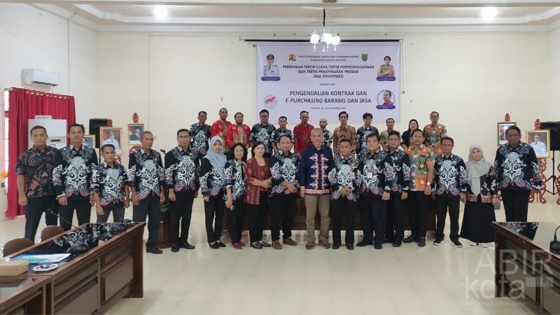 Tingkatkan Kompetensi Jasa Konstruksi, Pemkab Barsel Gelar Pembinaan Tertib