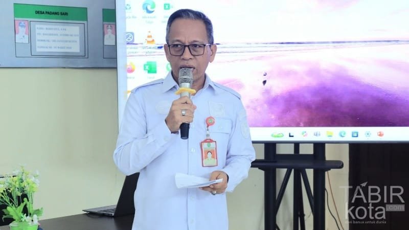 Entaskan Kemiskinan Ekstrem, Pemkab Tapin Salurkan Bansos