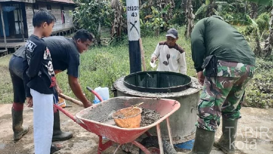 Siapkan Pembuatan Gorong-Gorong, Satgas TMMD Kodim 1012/Buntok Olah Material