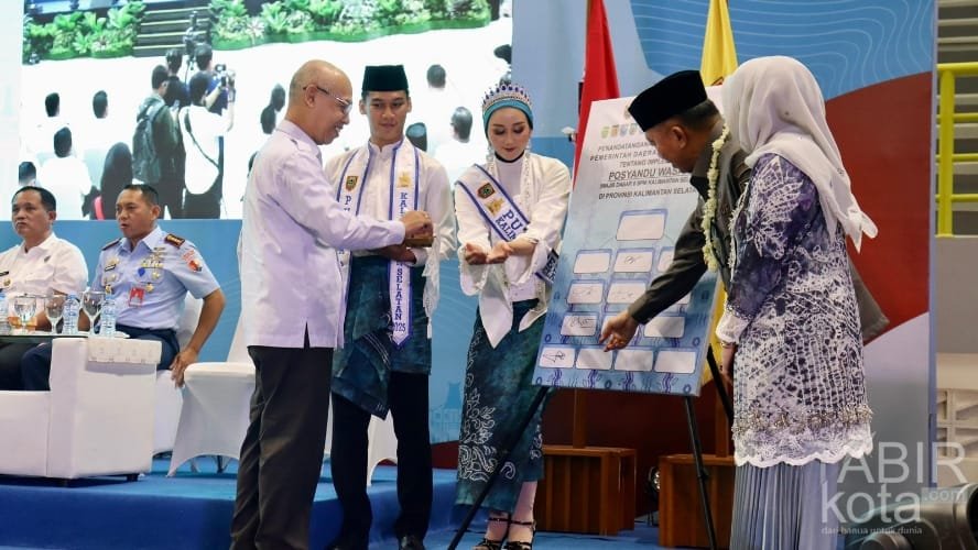 Sekda Tapin Hadiri Peluncuran Koperasi Merah Putih di Banjarbaru