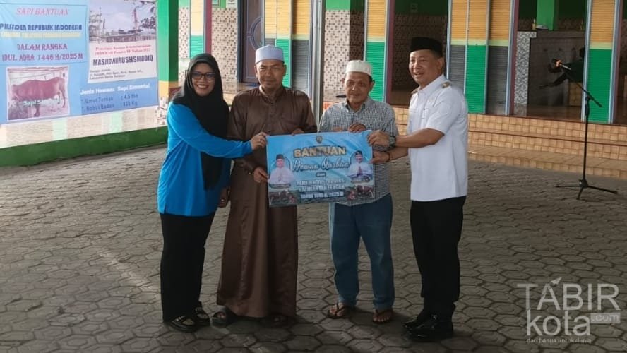 Jelang Idul Adha, Pemkab Barsel Salurkan 126 Hewan Kurban