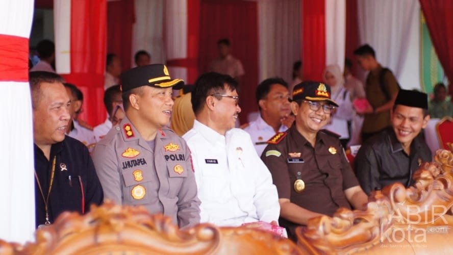 Apresiasi Program TMMD, Kapolres Barsel: Komitmen TNI dan Pemerintah Tingkatkan Pembangunan Desa