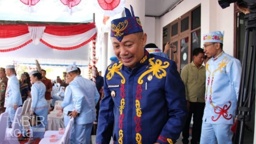 Bupati Barsel Hadiri HUT ke-23 Kabupaten Gunung Mas