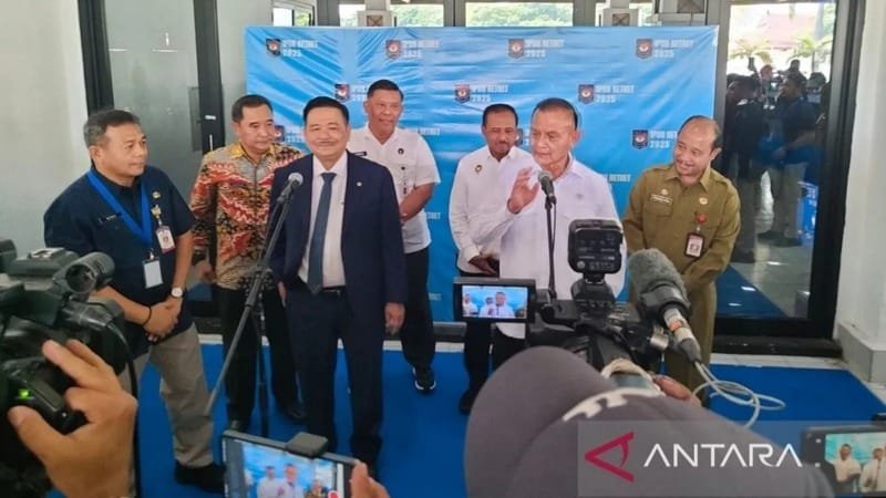 Evakuasi WNI di Iran, Wamenkopolkam: Tidak Semuanya Mau
